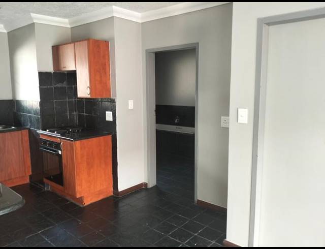 1 BEDROOM PROPERTY TO RENT IN ERAND GARDENS